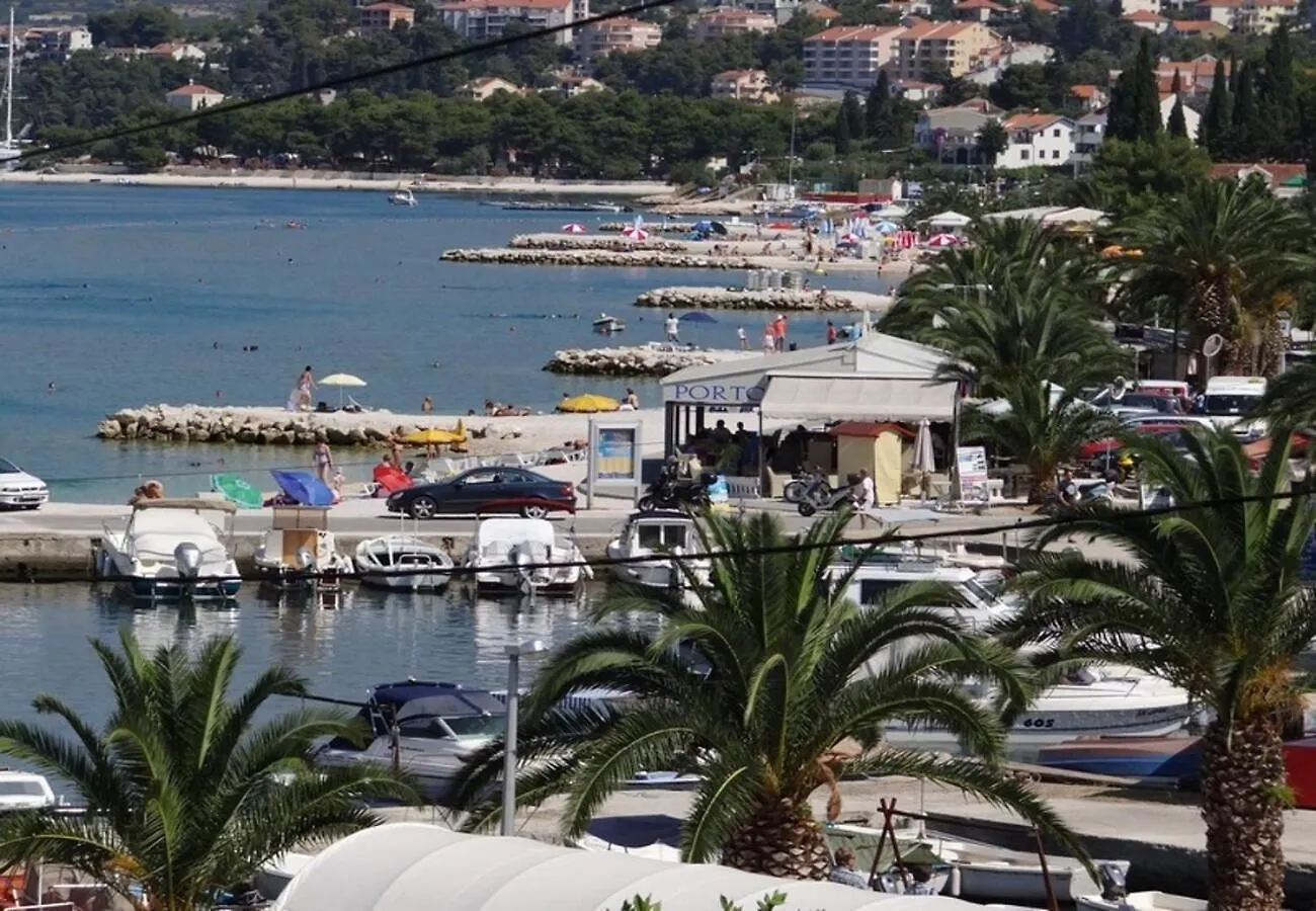 Apartment Mara Trogir