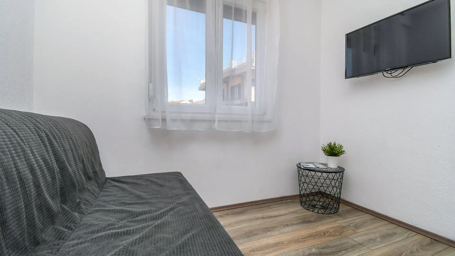 Apartment Mara Trogir